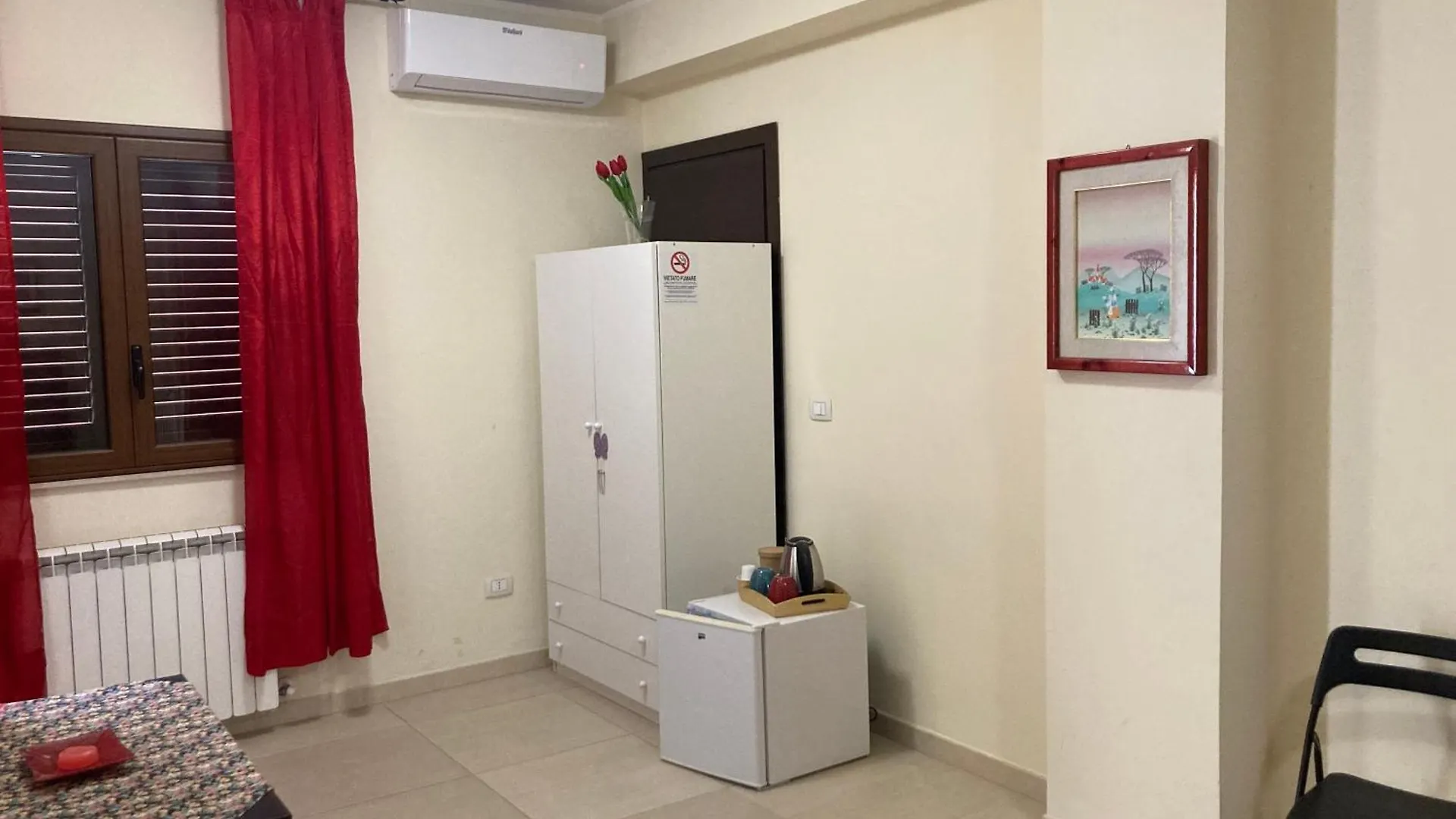 Stanza Sole Hotel Ragalna Guest house